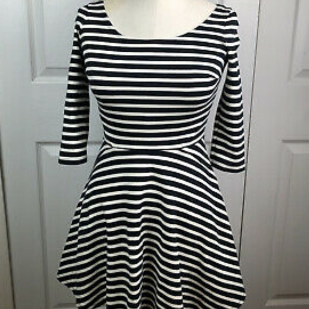 Hollister 3/4 Sleeve French Stripe Dress Size L